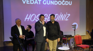 Vedat Gündoğdu, Kartal’da sahne aldı