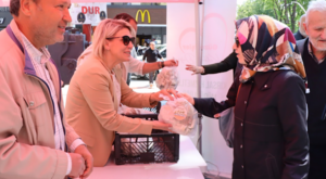 İzmit’te vatandaşa ücretsiz istiridye mantarı