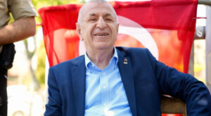 Özdağ, Marmaris Muhtarlar Derneği’ni ziyaret etti