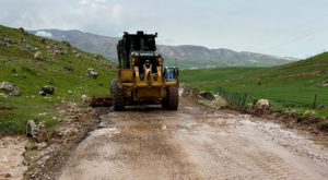 Siirt’te sel ve heyelan sonrası 70 köy yolu ulaşıma açıldı