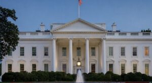 Beyaz Saray’daki etkinlikte silah sesleri