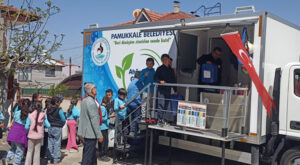 Mobil Atık Toplama Aracı’nın son durağı Akhan Mahallesi oldu