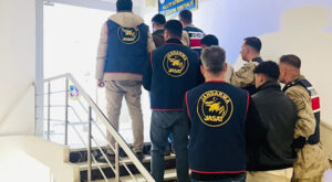 Şanlıurfa’da bağ evi hırsızlığı şüphelileri yakalandı