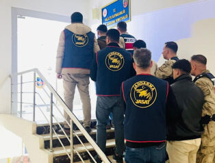 Şanlıurfa’da bağ evi hırsızlığı şüphelileri yakalandı