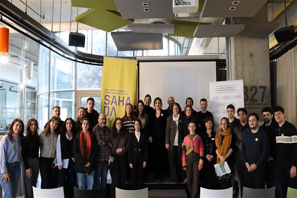 Özyeğin Üniversitesi ve SAHADAYIZ Derneğinden çocukların spora erişimi için ortak çalıştay