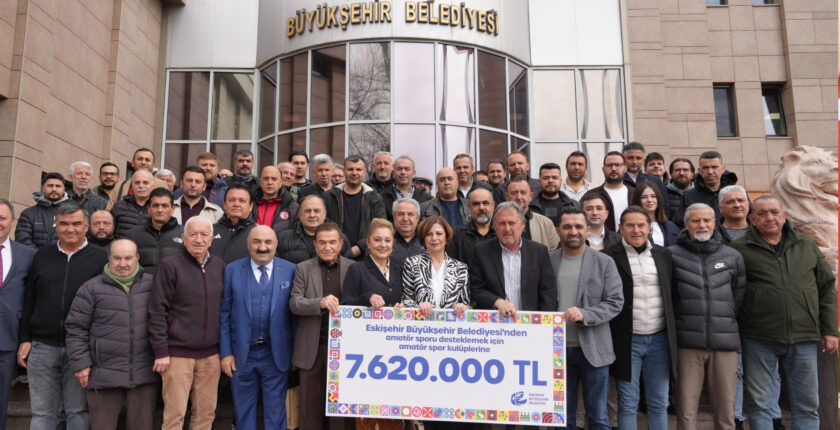 Eskişehir’de amatör spor kulüplerine 7 milyon 620 bin TL destek sağlandı Eskişehir’de amatör spor kulüplerine 7 milyon 620 bin TL destek sağlandı