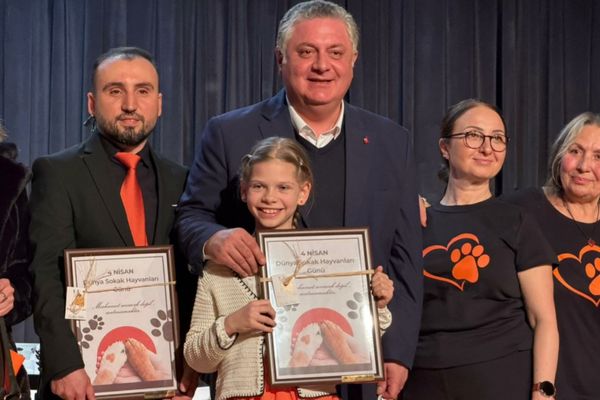 Yalova’da “Patili Dostlar” için farkındalık etkinliği düzenlendi Yalova’da “Patili Dostlar” için farkındalık etkinliği düzenlendi