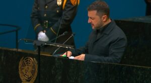 Zelenski: Suudi Arabistan ile 3 alanda stratejik iş birliği geliştiriyoruz