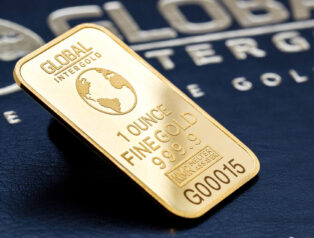 Ons altın ve gümüş fiyatları düşüş gösterdi