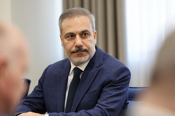 Türkiye Dışişleri Bakanı Fidan ve Pakistan Dışişleri Bakanı Dar görüştü