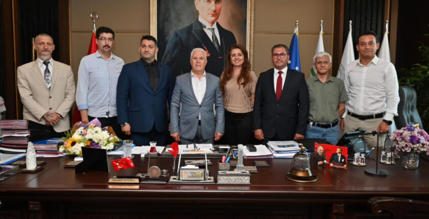 Öztürk: Adalet siyasi hesaplara göre işlememeli Öztürk: Adalet siyasi hesaplara göre işlememeli