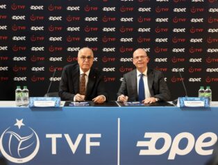 Voleybol milli takımlarının “enerjisi” OPET’ten