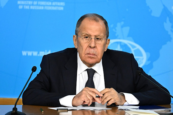 Rusya Dışişleri Bakanı Lavrov, Malezyalı mevkidaşı Hasan ile görüştü Rusya Dışişleri Bakanı Lavrov, Malezyalı mevkidaşı Hasan ile görüştü