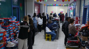 Düzce Belediyesi Kurban Bayramı öncesinde kıyafet dağıtımı başlattı
