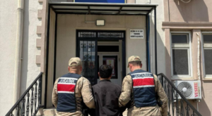 Şanlıurfa’da hırsızlık suçundan aranan şahıs yakalandı