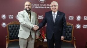 Bakan Güler, SAHA 2026’da Suriye Savunma Bakanı Kasra ile görüştü