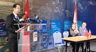 Çin’den iki parti yardım malzemesi Lübnan’a ulaştı