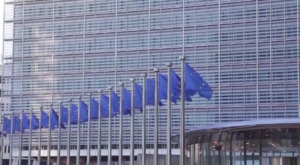 Dombrovskis, AB’nin stagflasyon şoku riskiyle karşı karşıya olduğunu açıkladı