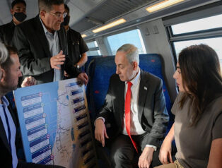 Netanyahu: İsrail vatandaşları için burada çok büyük bir haber var Netanyahu: İsrail vatandaşları için burada çok büyük bir haber var