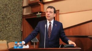 Ekrem İmamoğlu ve Dilek İmamoğlu’na Özgürlük Savaşçısı ödülü