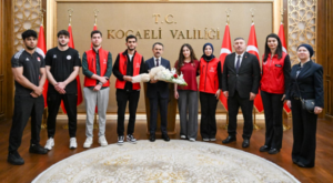 Gençlerden Vali İlhami Aktaş’a 19 Mayıs ziyareti