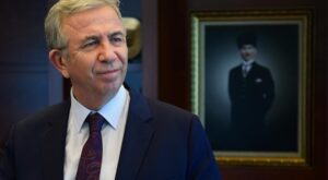 Başkan Yavaş: Maksut Yüksek’e yeni görevinde başarılar diliyorum