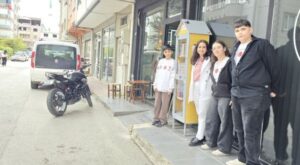 Öğrenciler, ‘Mahallem Okuyor’ projesini hayata geçirdi