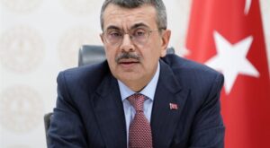 Bakan Tekin, İzmir’de Hikmet Avcı Anaokulu’nun açılışını yaptı