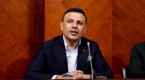 Çelik, muhtarlarla buluşmada yerel sorunları ele aldı