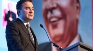 Babacan: Kırmızı et birçok hane için temel gıda olmaktan çıktı