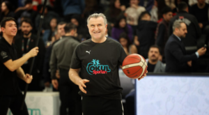Bak: Fenerbahçe Beko’yu yürekten kutluyorum, yolun sonu kupa olsun