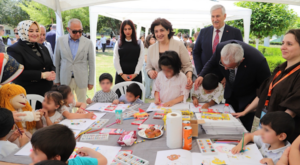 Adana’da Anneler Günü’nde çocuklar bilimle buluştu
