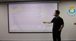 Haliliye’de üniversite adaylarına motivasyon ve rehberlik semineri