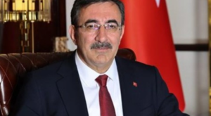 Yılmaz: Erivan’daki zirvede liderlerle bir araya geldik