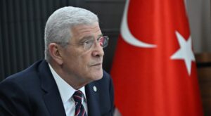 Dervişoğlu, gençlerle Atatürk’ün huzurunda buluştu