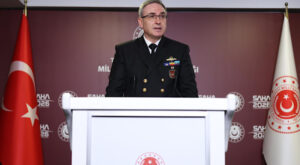 MSB: Savunma sanayiinde teknolojiye yön veren bir yaklaşımı benimsiyoruz