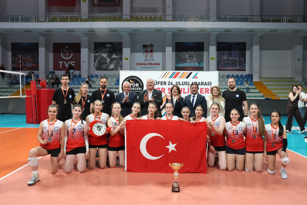 Nilüfer’de Kardeş Kentler Turnuvası tamamlandı Nilüfer’de Kardeş Kentler Turnuvası tamamlandı