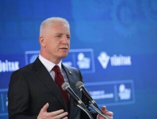 Vali Gül, Türkiye-Cezayir Dostluk Grubu heyetini kabul etti Vali Gül, Türkiye-Cezayir Dostluk Grubu heyetini kabul etti