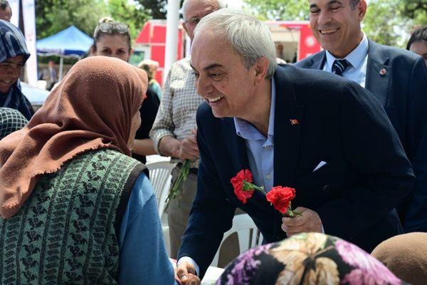 Kepez’de “Dayanışma Buluşması” gerçekleştirildi Kepez’de “Dayanışma Buluşması” gerçekleştirildi
