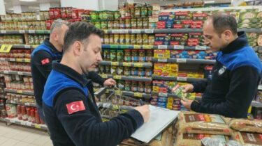 Gemlik’te marketlere zabıta denetimi