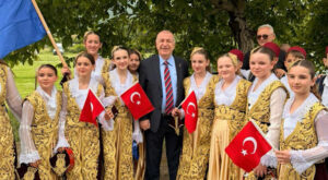Özdağ, Valandova Çalıklı Hıdırellez Festivali’ne katıldı