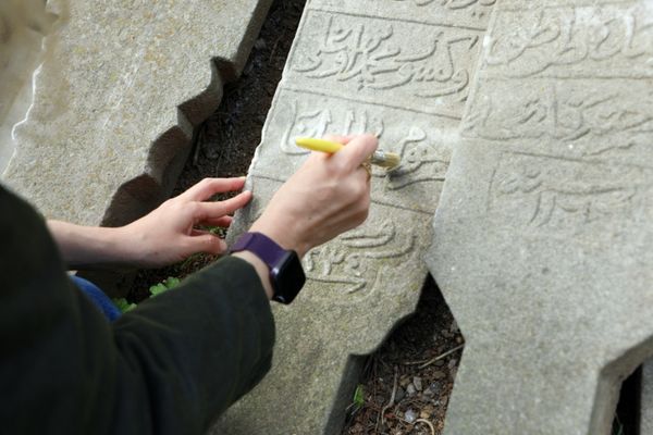 Mudanya’da tarihi eserler dijital envanterle kayıt altına alınıyor Mudanya’da tarihi eserler dijital envanterle kayıt altına alınıyor