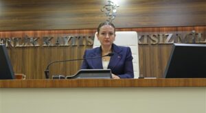 Başkan Vekili Özdemir’den Anneler Günü mesajı